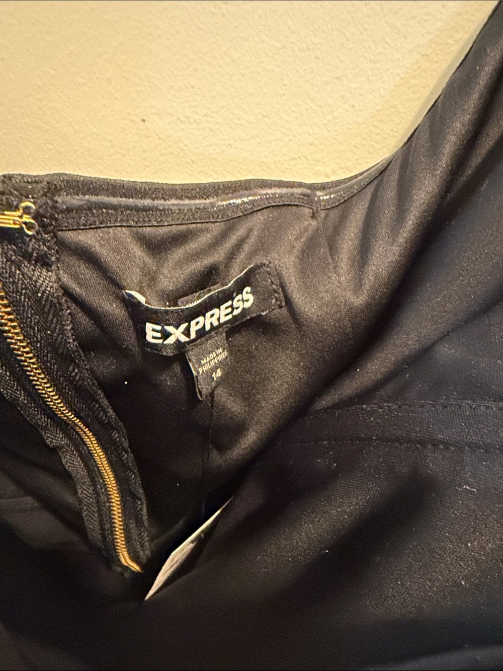 Express Wide-Leg Jumpsuit - Picture 2 of 5